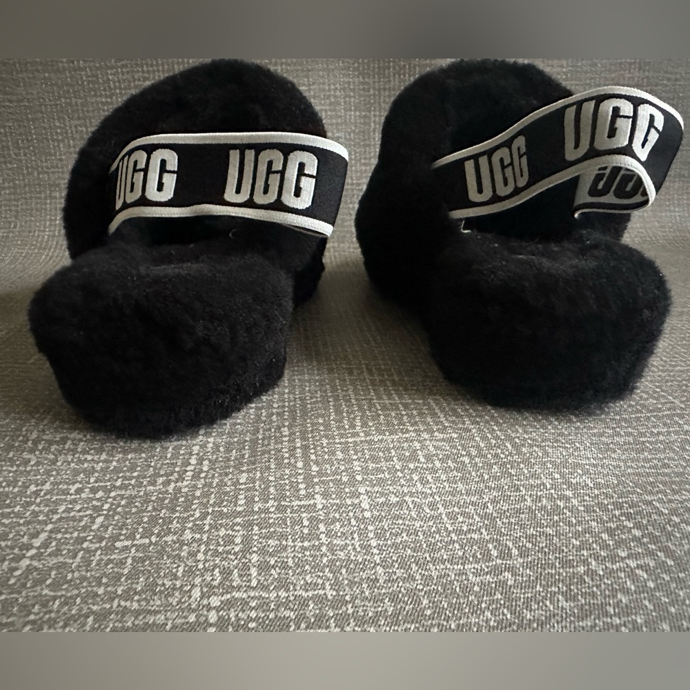 UGG Black Fluff Yeah Slides Slippers with Logo Strap size 9 - Picture 4 of 11